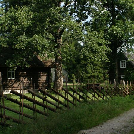 Mandjala Puhketalu - Cottages Esterno foto